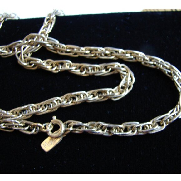 Monet Gold Tone 54" Twisted Rope Chain NECKLACE, 70's X-Long Flapper Length E28 - Picture 1 of 6